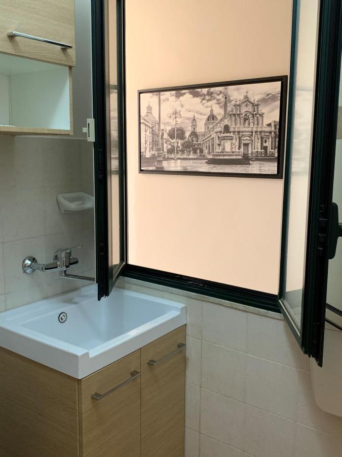 Mita Apartments Catania Bagian luar foto