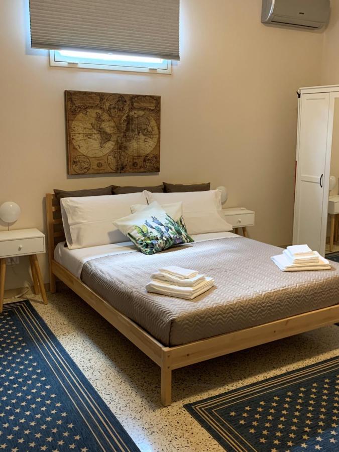Mita Apartments Catania Bagian luar foto