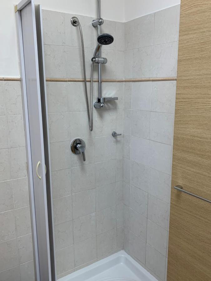 Mita Apartments Catania Bagian luar foto