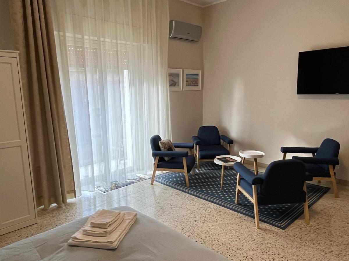 Mita Apartments Catania Bagian luar foto